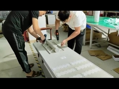 এক সোলার স্ট্রিট ল্যাম্পে 140w